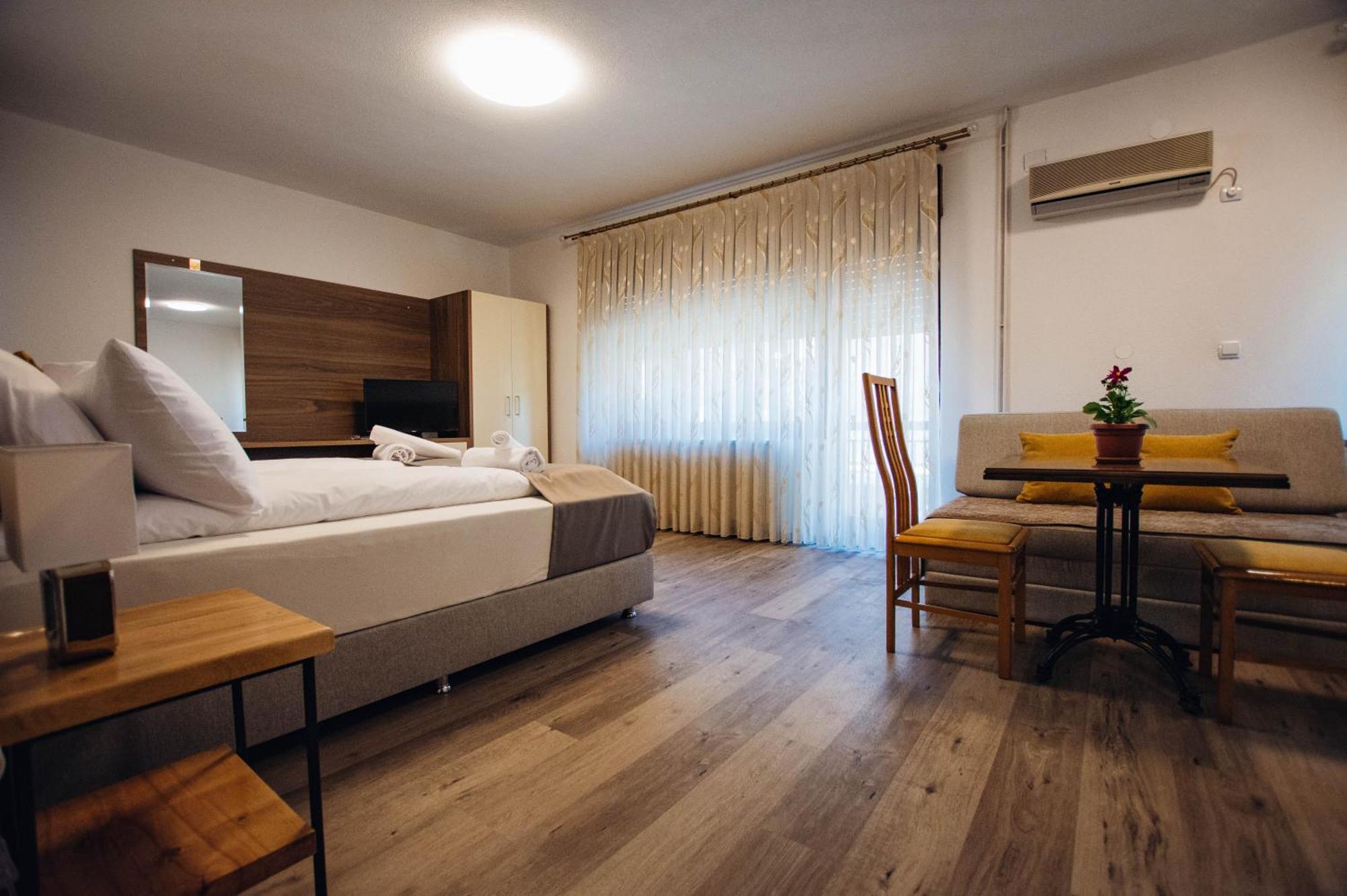 Urban Studio Apartments Strumica Exterior foto